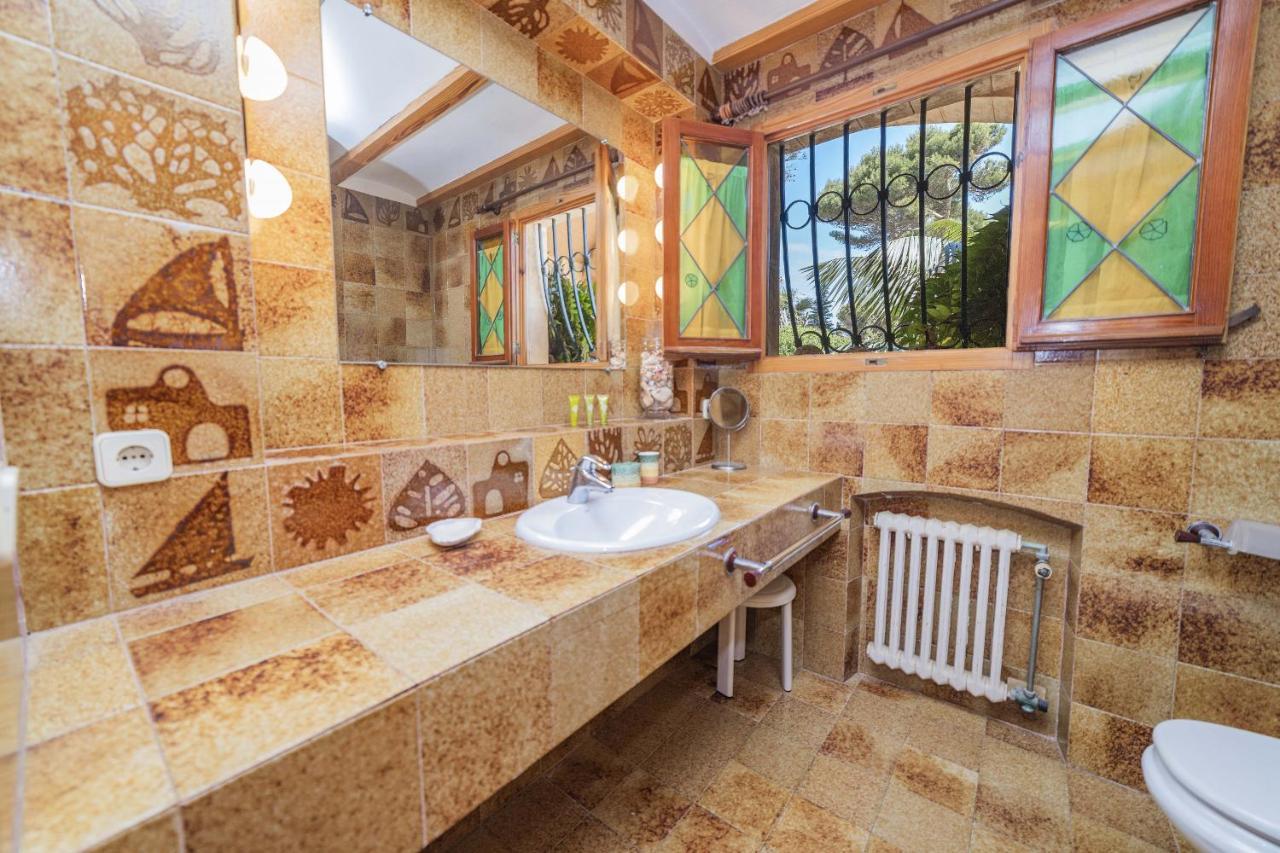 Villa Plomer Serra *